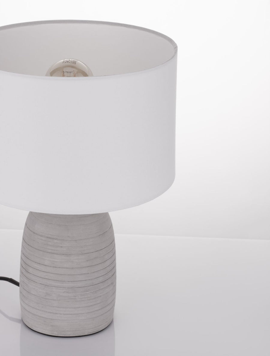 Lampe à poser Chempo grise, tissu