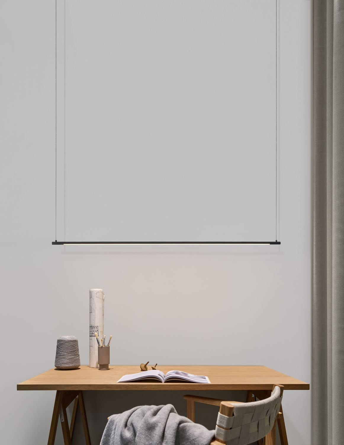 Suspension Elettra noire, H 150 cm