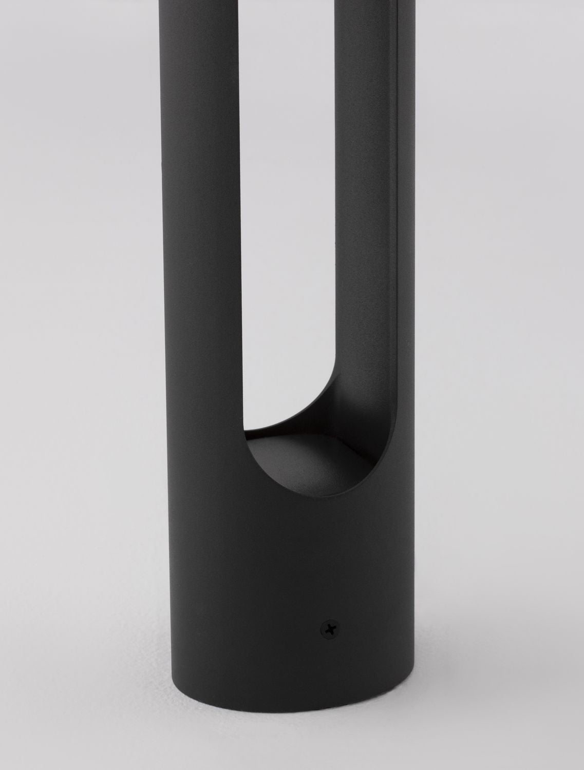 Borne extérieure Ellery noire, H 80 cm