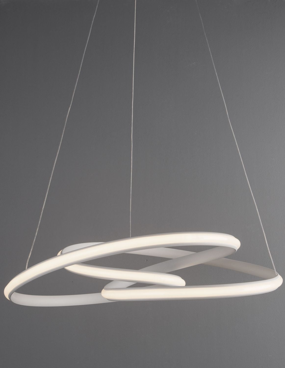 Suspension Menton blanche
