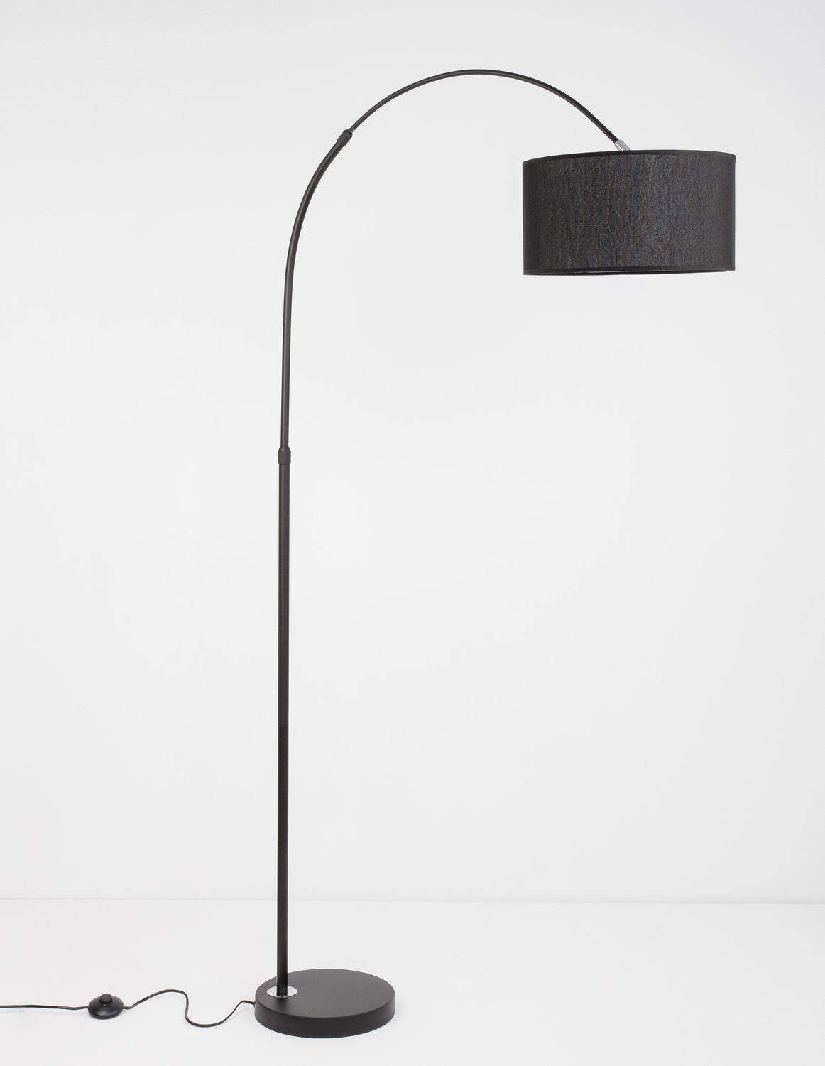 Lampadaire Sama noir, tissu