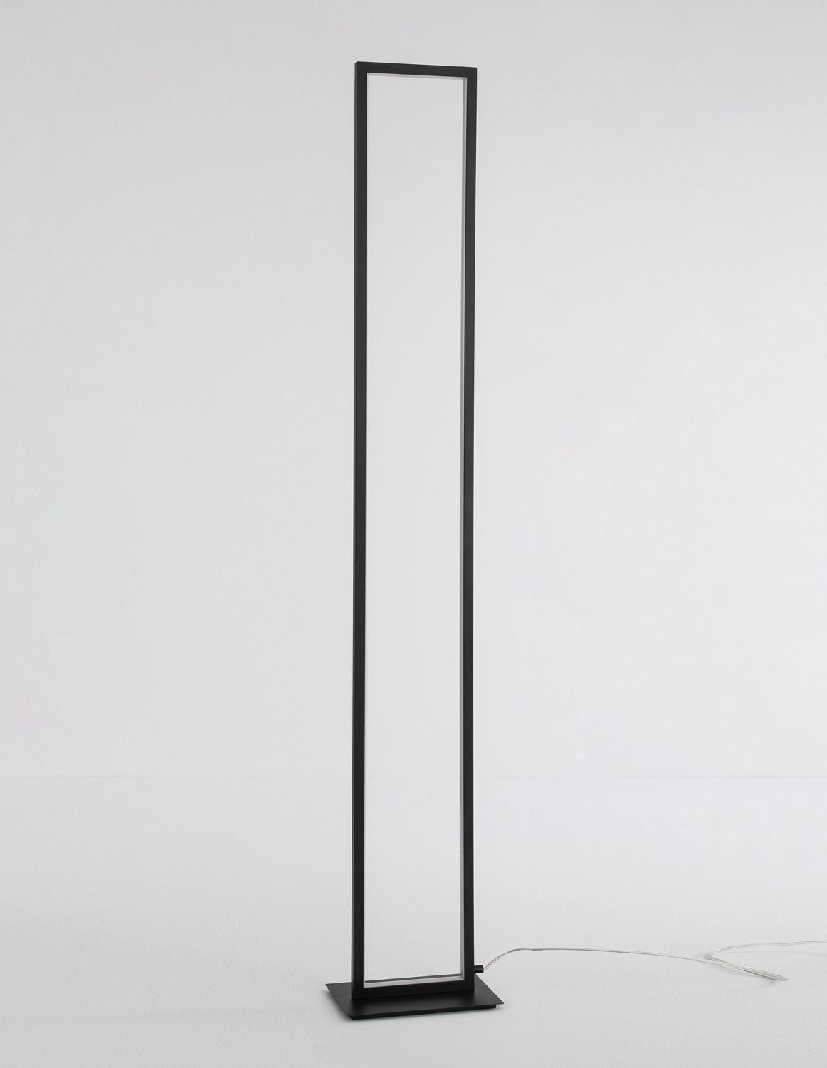 Lampadaire Wenna noir