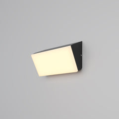 Brick Wall Sconce