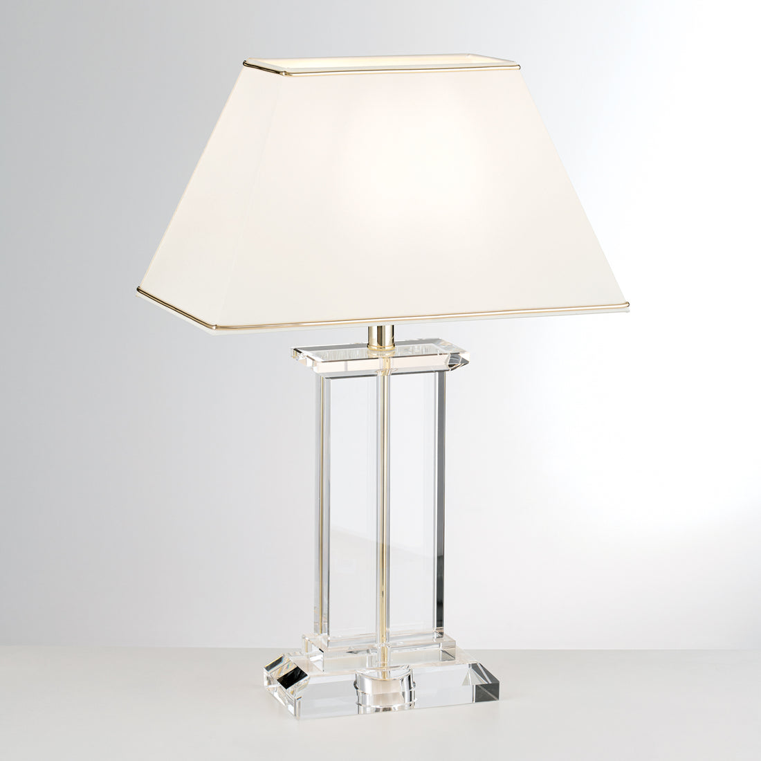 OLA41202 table lamp