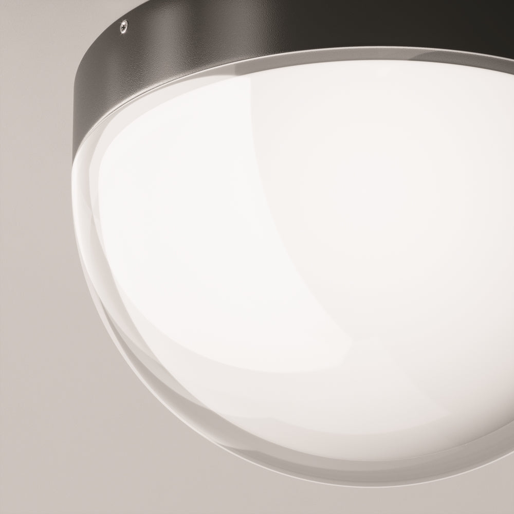 Gros plan sur le bord du diffuseur blanc et le cerclage anthracite