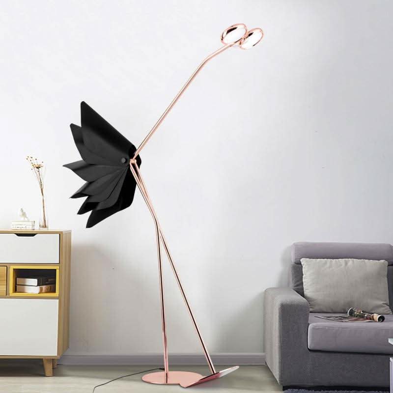 Gold tube floor lamp | Nessa