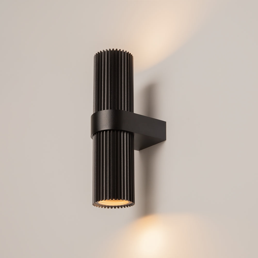 Dynamics Wall Lamp black