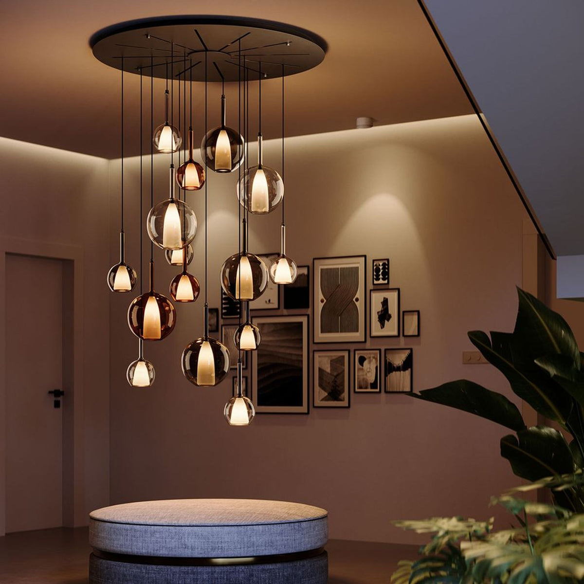 Suspension grande hauteur Belluna 12 lumières, rosace Ø 80 cm