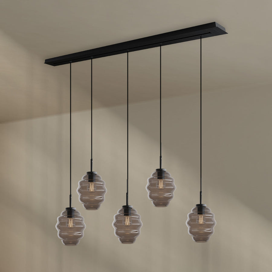 Suspension de table Echos 5 lumières, longueur 160 cm, verres Ø 18 cm