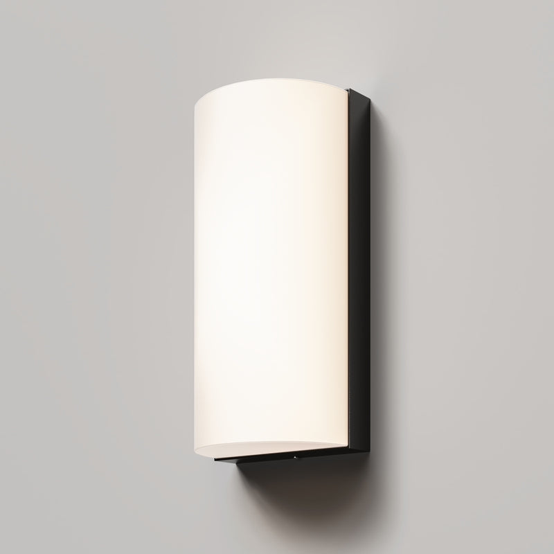 Badd Wall Lamp