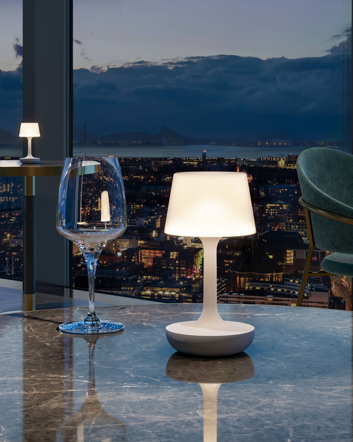 Lampe extérieure Ginn blanche