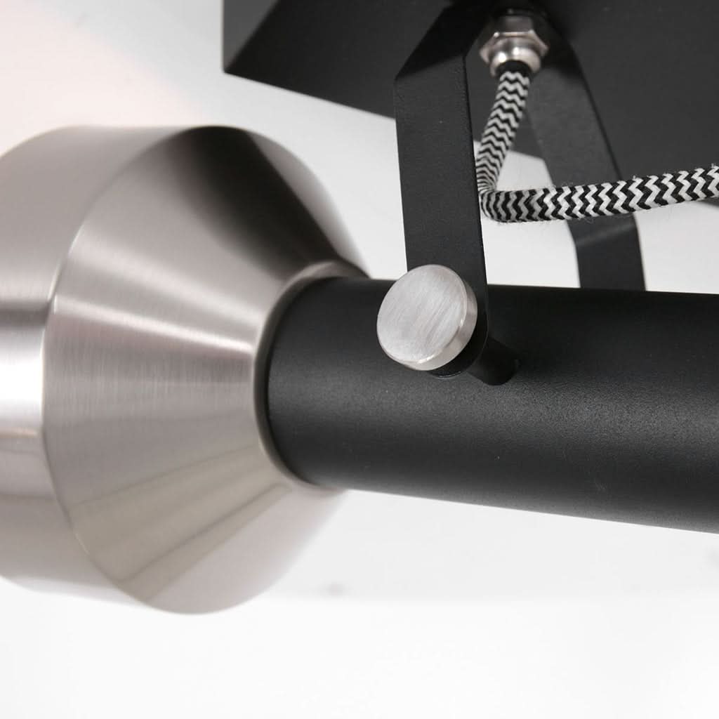 Spot Acier 3338ZW Zwart se traduit en français par Spot en acier 3338ZW Noir. | Designix - - https://designix.fr