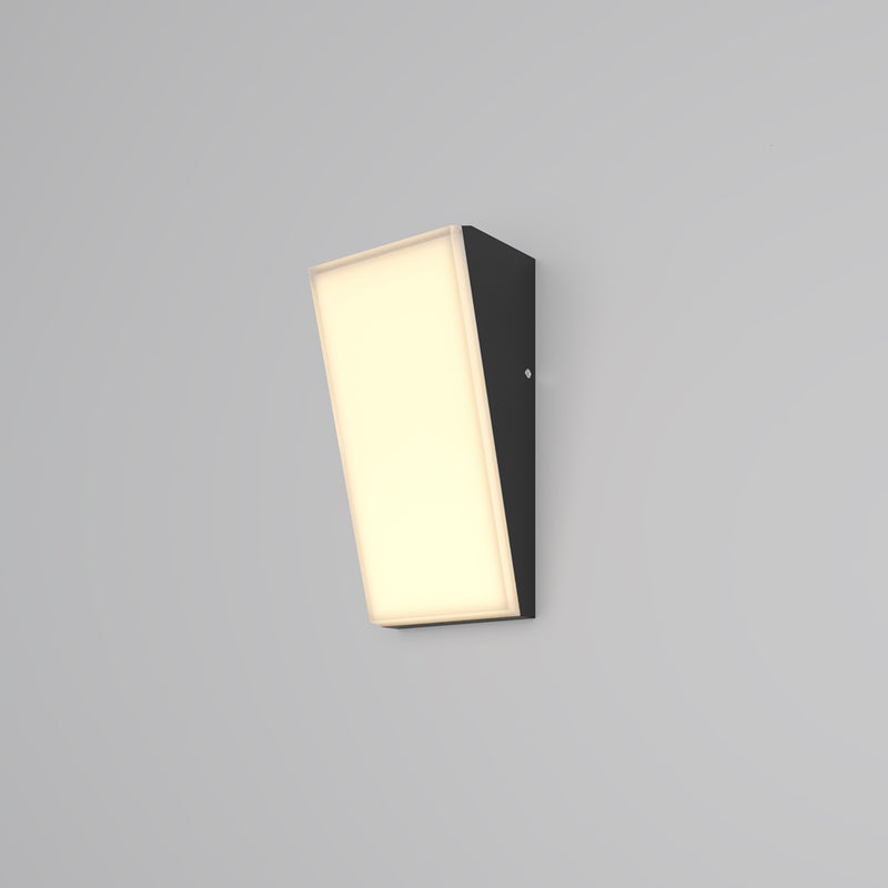 Brick Wall Sconce