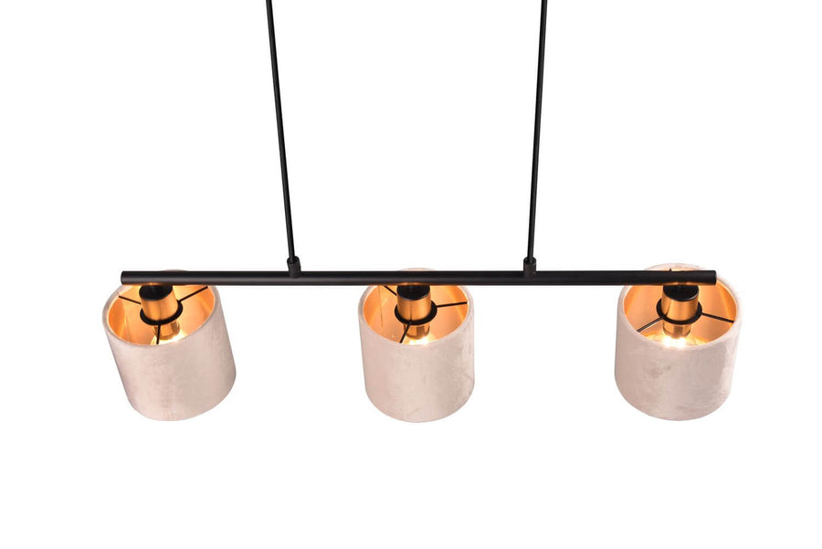 Détail rapproché sous les abat-jours, douilles métalliques et intérieur doré des luminaires.