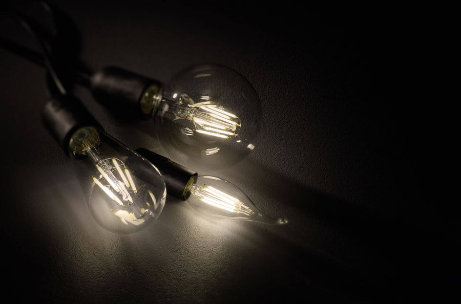 Ampoule LED E14 sphérique transparente, 4 W | Trio