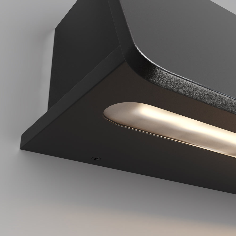 Trupp Wall Lamp