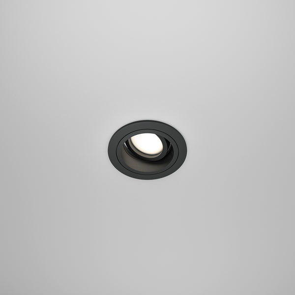 Atom black spotlight