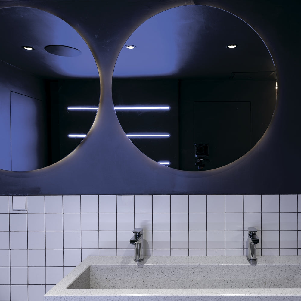 Atom Spot noir