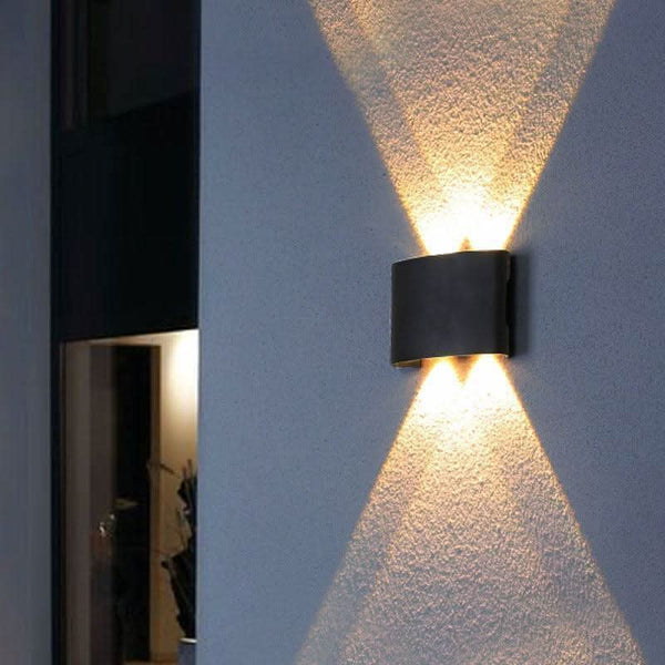 Outdoor metal wall light | Lumin
